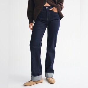 Abercrombie & Fitch High Rise 90s Relaxed Cuffed Hem Jean